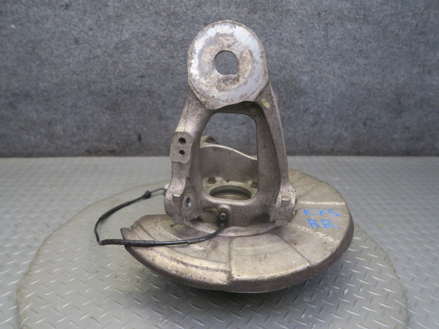 2008-2014 BMW E71 E72 X6 X6M AWD Rear Right Spindle Knuckle Wheel Hub Bearing
