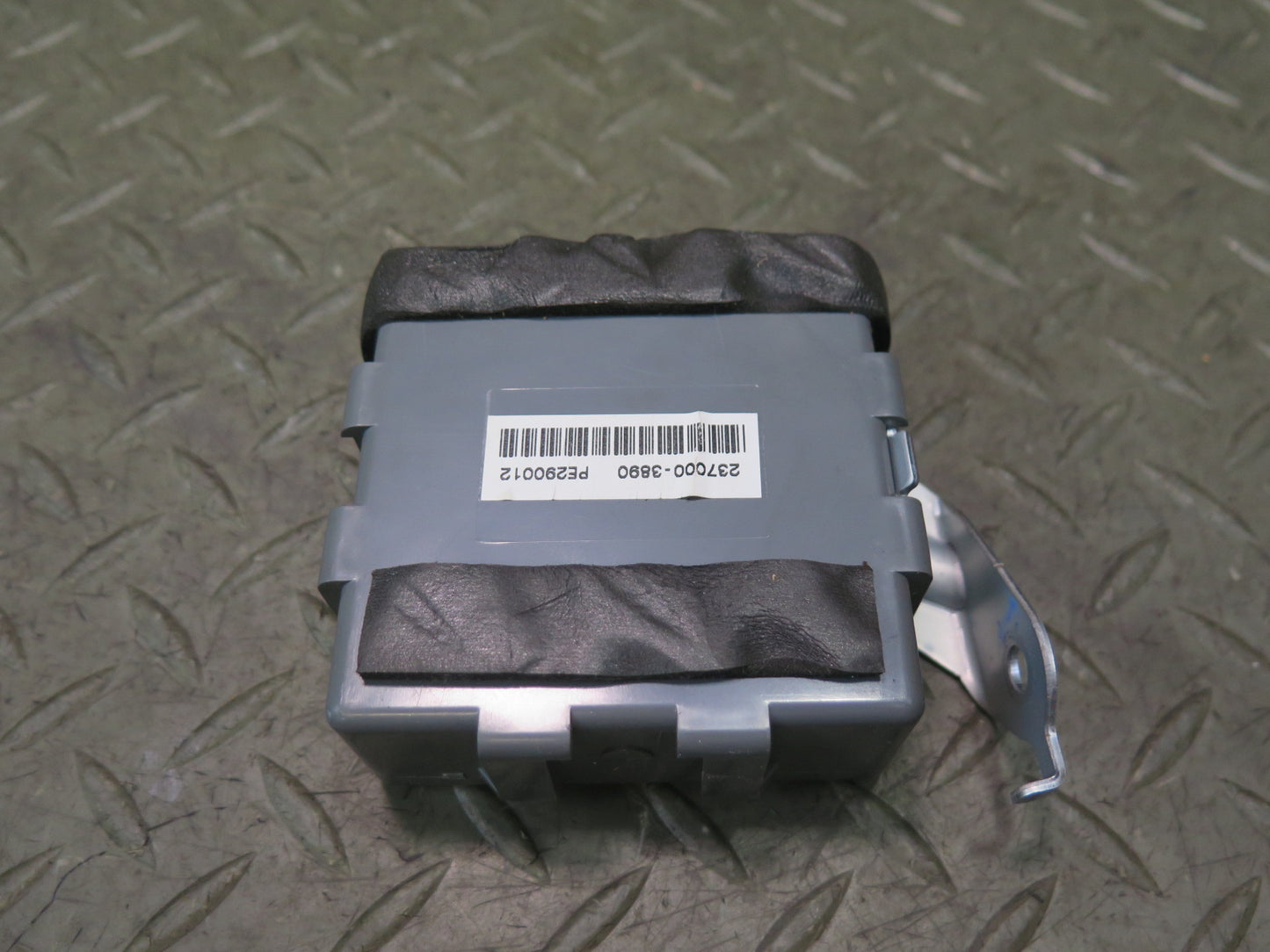 2006-2009 Lexus UZJ120L GX470 Theft Locking Security Control Module 89730-60060