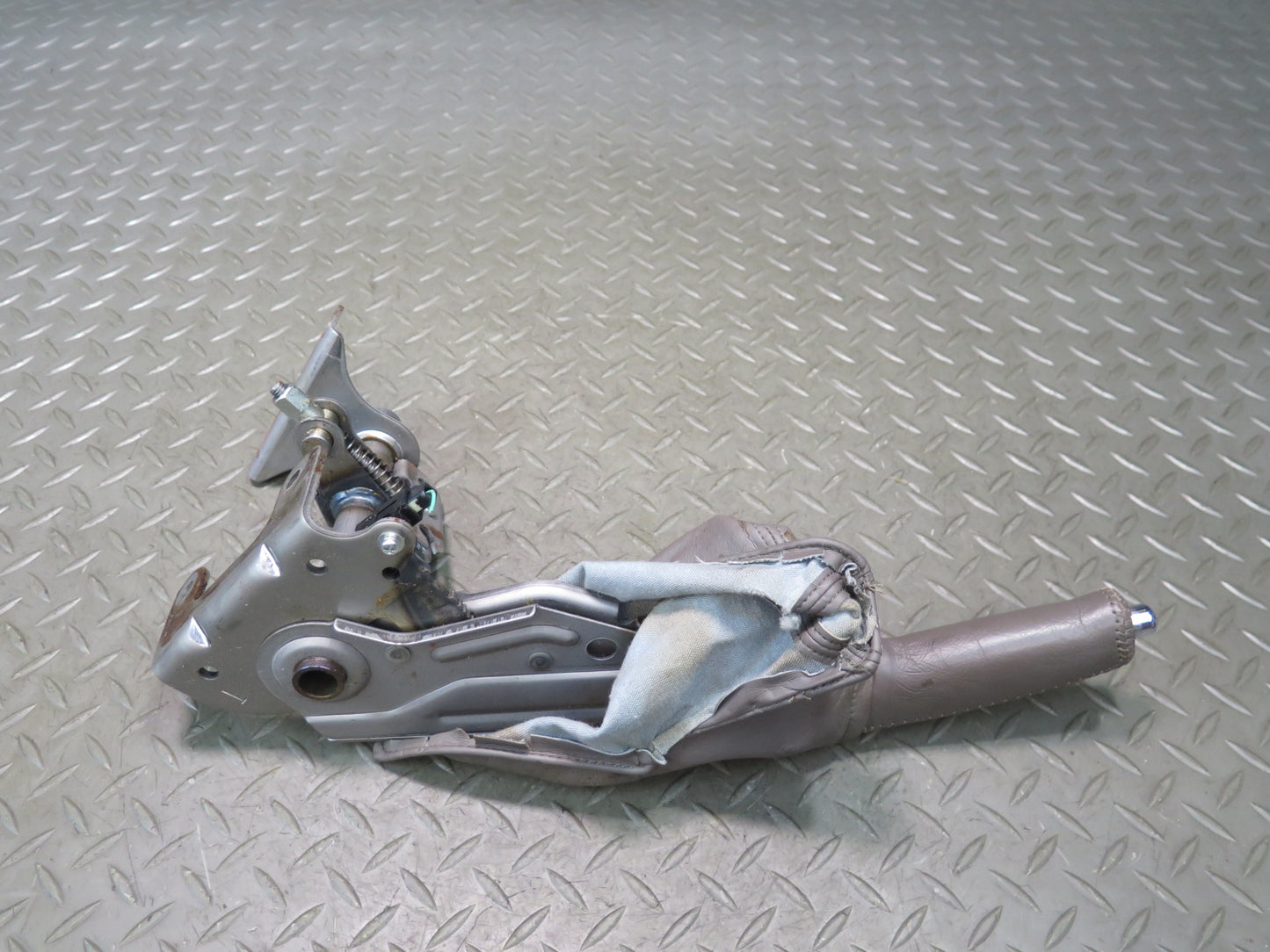 2003-2009 Lexus UZJ120L GX470 Emergency Parking Hand Brake Handle