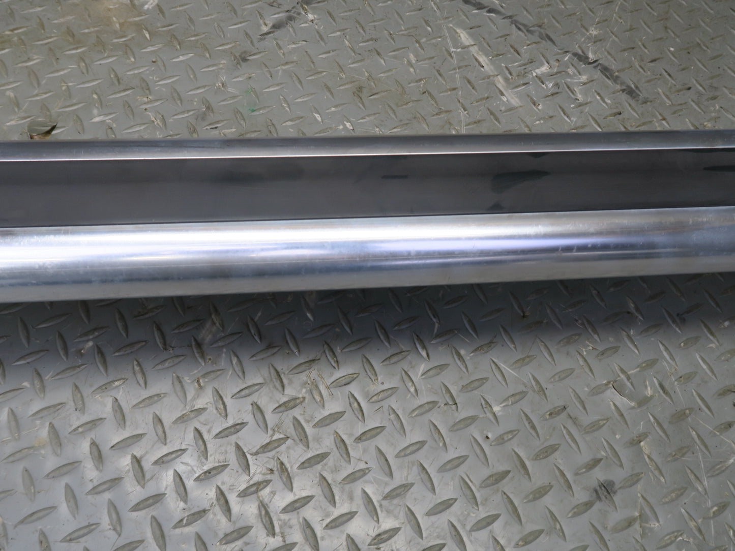 2003-2007 Hummer H2 Upper Roof Luggage Rack Rail Cross Cargo Bar Set