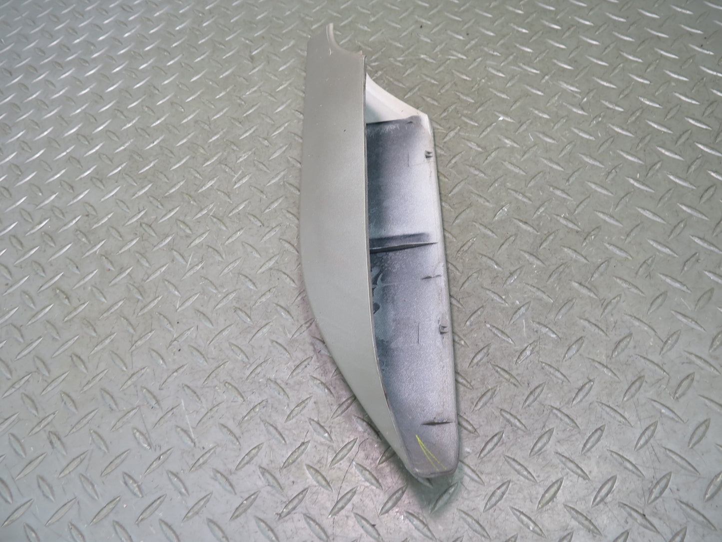 2003-2009 Lexus UZJ120L GX470 Rear Left Roof Rack END Cap Trim Cover
