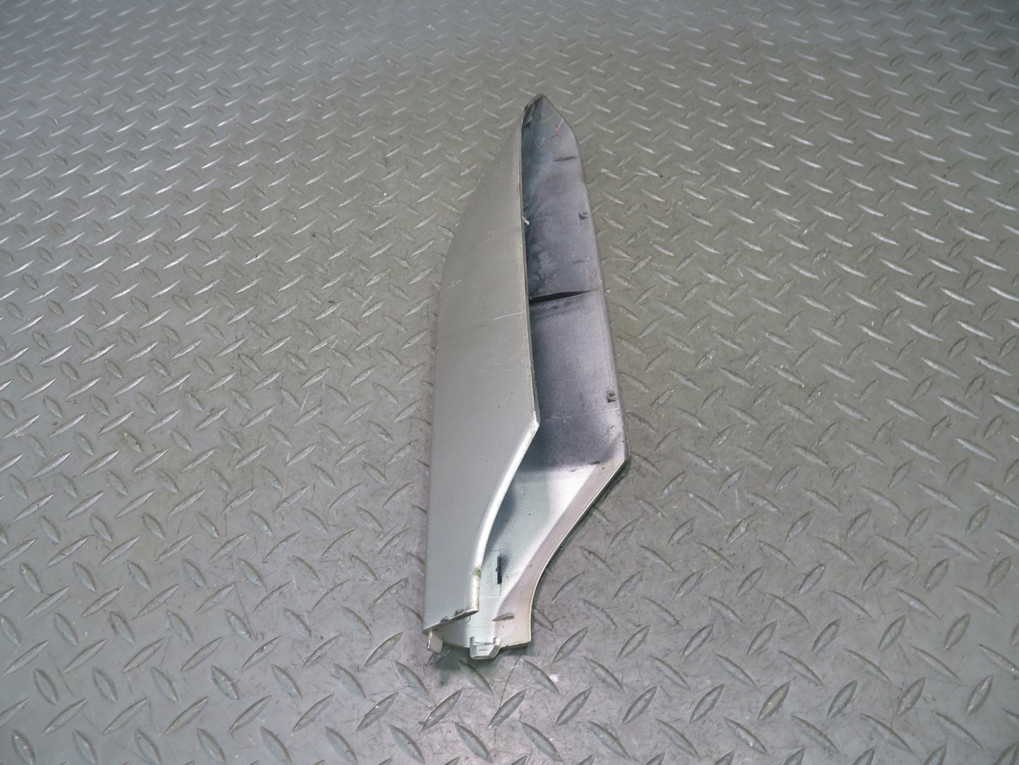 2003-2009 Lexus UZJ120L GX470 Rear Right Roof Rack END Cap Trim Cover