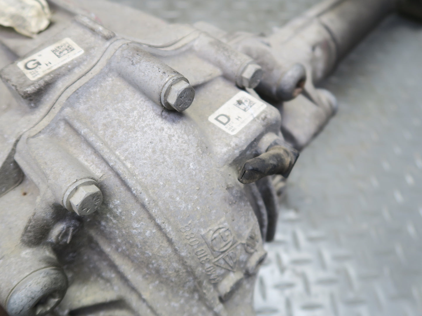 2011-2018 Porsche Cayenne 958 Hybrid AWD AGT Front Differential Carrier 3.27