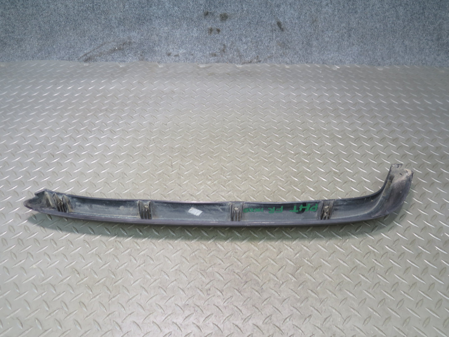 2003-2009 Hummer H2 Front Left & Right Upper Fender Flare Wheel Arch Molding Set