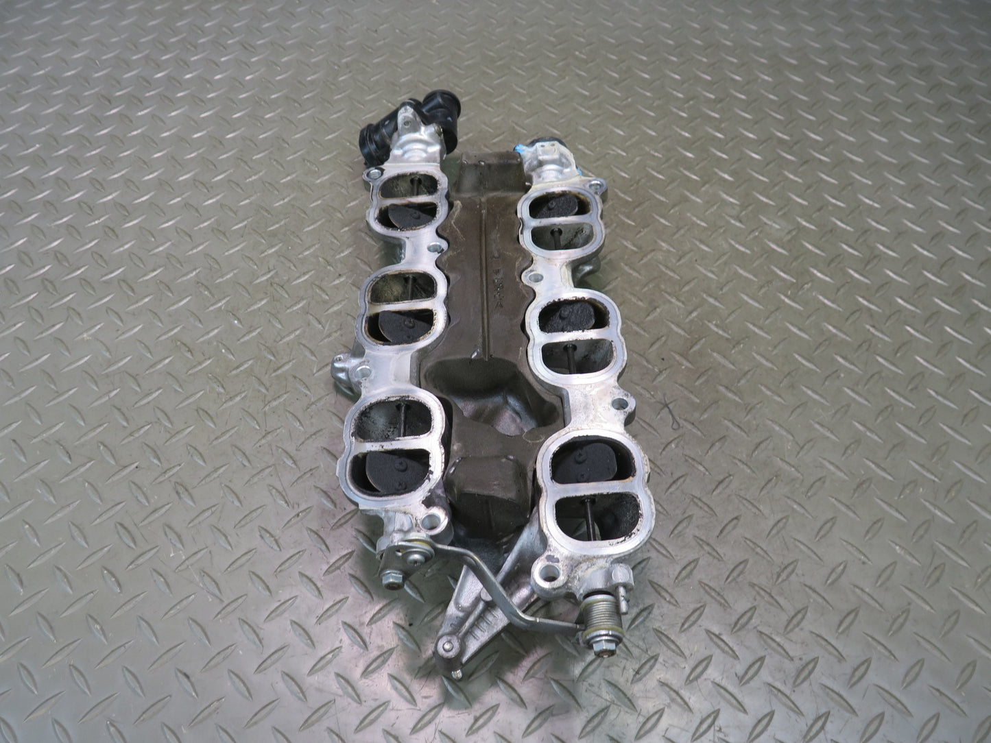06-13 Lexus GSE20L IS250 4GRFSE 2.5L Lower Air Intake Manifold OEM