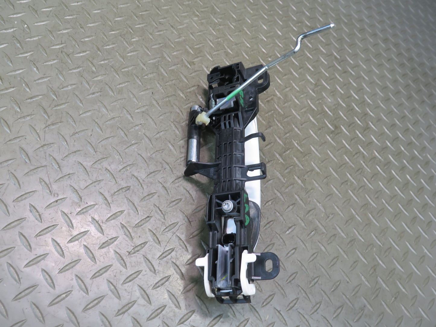 15-25 Lexus GSC16L RC350 RC300 Front Right Door Exterior Handle White OEM