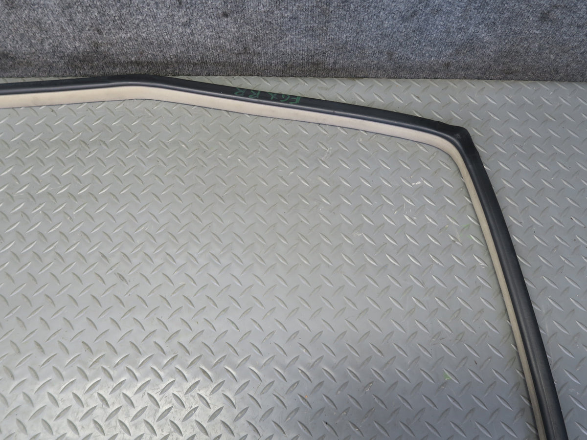 2003-2009 Lexus UZJ120L GX470 Rear Right Door Weatherstrip Rubber Seal Gasket