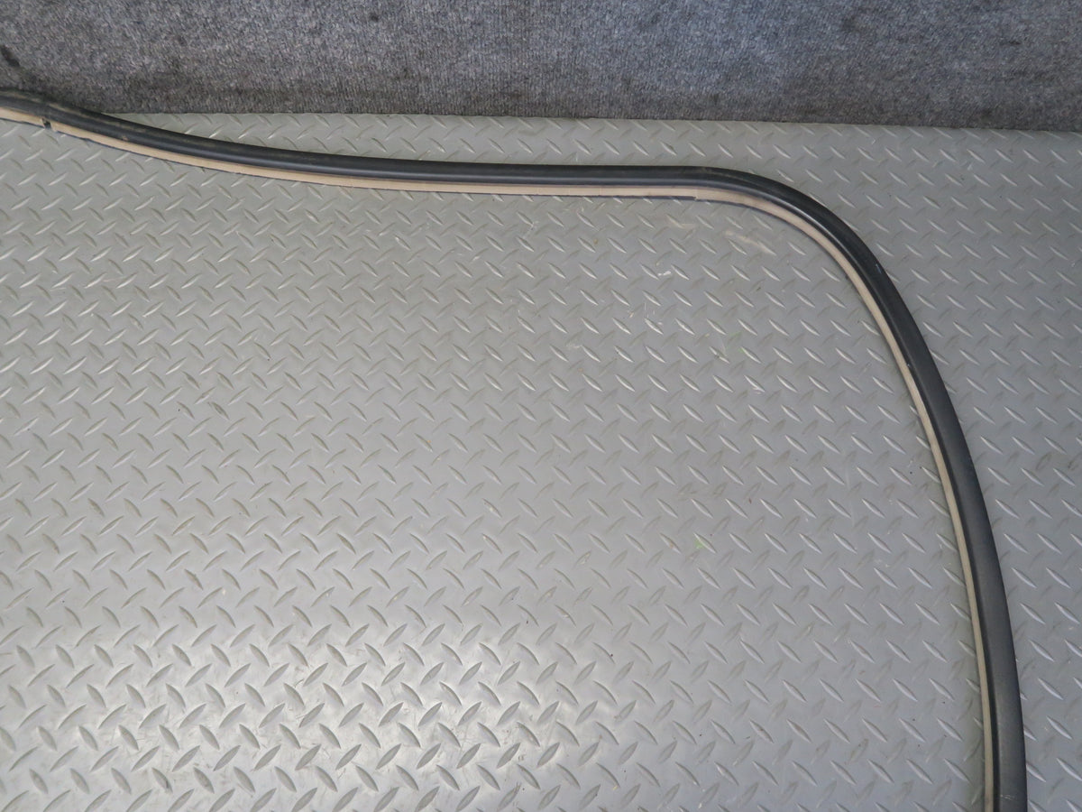 2003-2009 Lexus UZJ120L GX470 Front Left Door Weatherstrip Rubber Seal Gasket