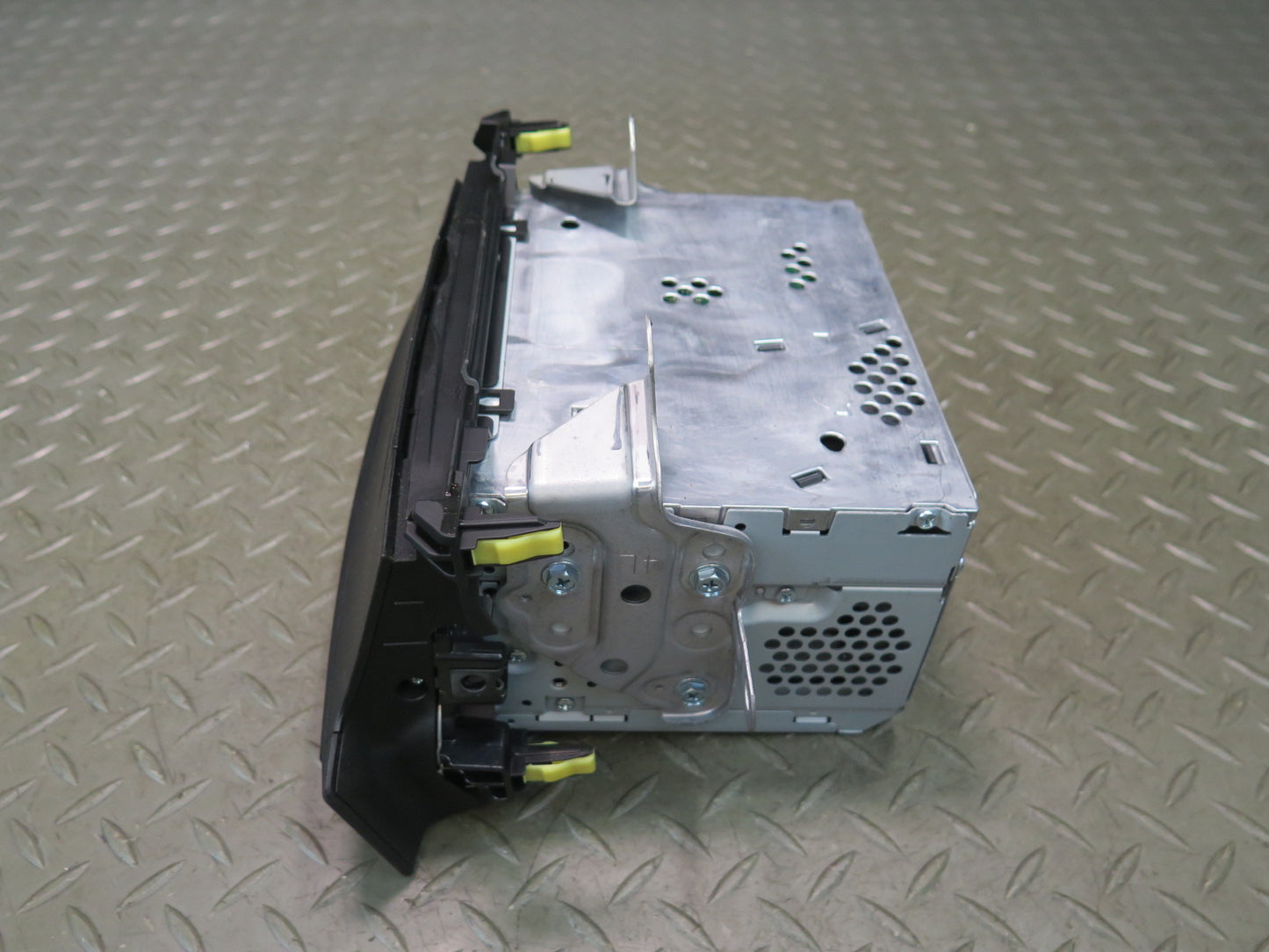 15-17 Lexus GSC16L RC350 RC300 Navigation CD Player Audio Radio Head Unit OEM