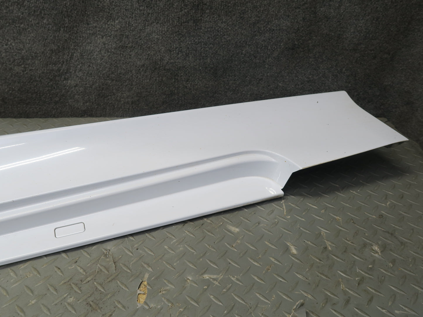 16-25 Lexus GSC16L RC350 RC300 F-sport Left Rocker Panel Side Skirt White OEM