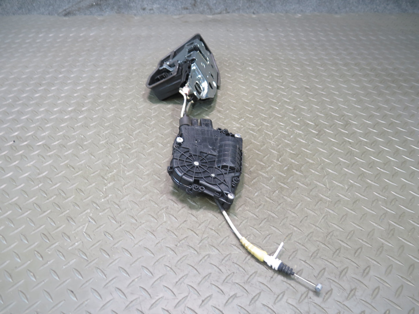 11-16 BMW F10 550iX Rear Right Door Lock Latch Actuator w Soft Close OEM