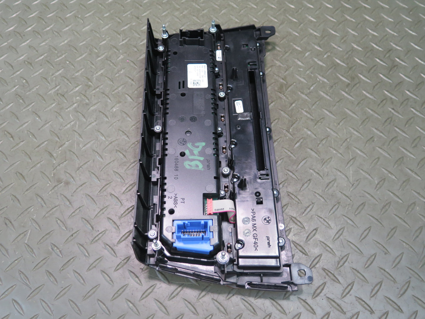 11-16 BMW F10 550iX Radio CD Player A/C Heater Climate Control Switch Panel OEM