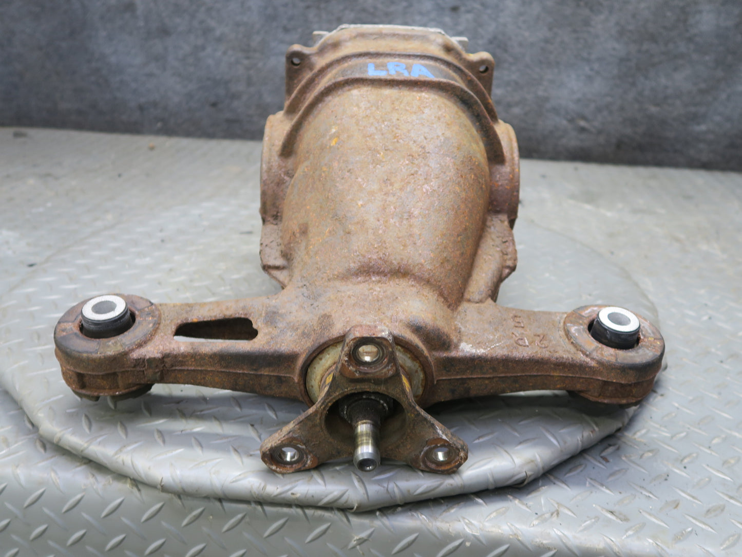 15-25 Lexus GSC16L RC300 3.5L AWD Rear Axle Differential Carrier 3.769 Ratio OEM