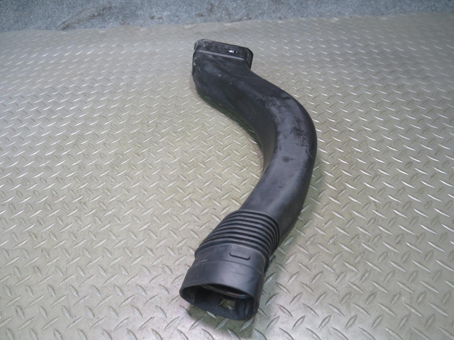 11-13 BMW F10 550iX N63 Set of 2 Left & Right Air Intake Duct Tube Channel OEM