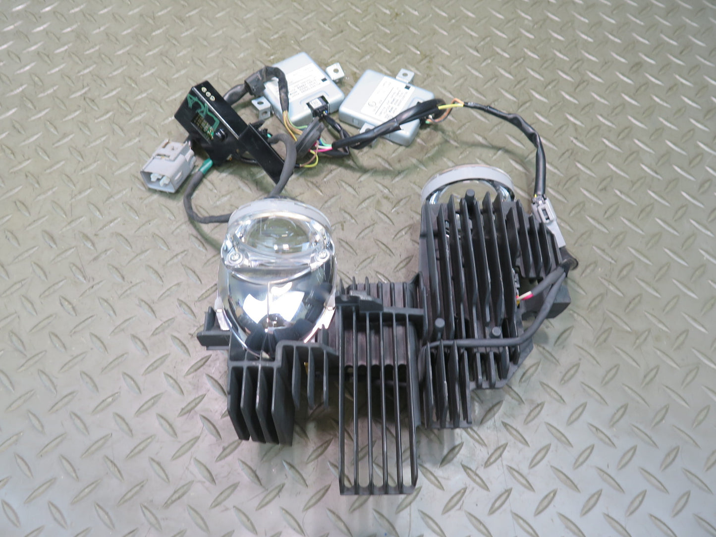 15-18 Lexus GSC16L RC300 Front Left Headlight Lens w Control Unit Set OEM