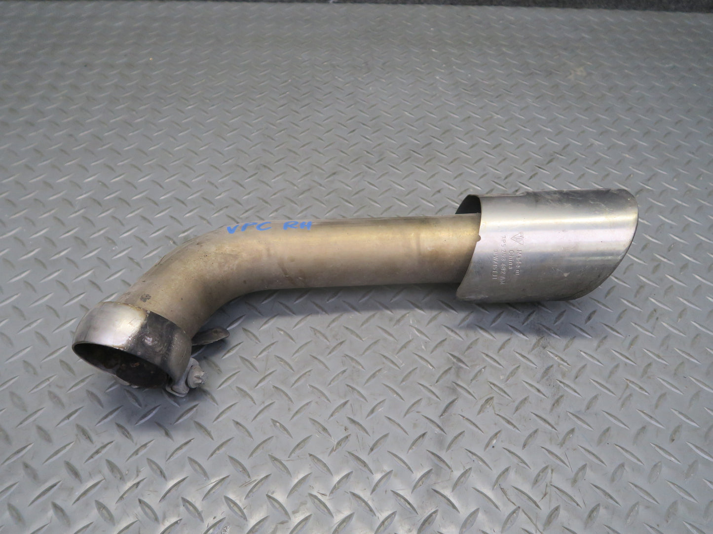 2015-2018 Porsche Cayenne 958 Rear Exhaust Dual Muffler Tip Pipe Set of 4