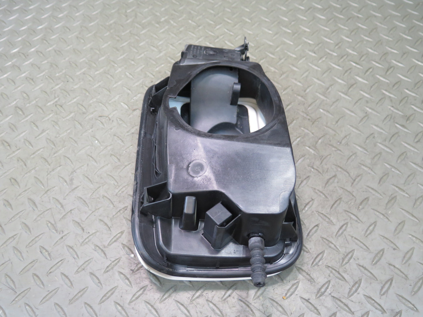 11-16 BMW F10 528i 535i 550i Gas Fuel Filler Lid Door Alpine White 7218336 OEM