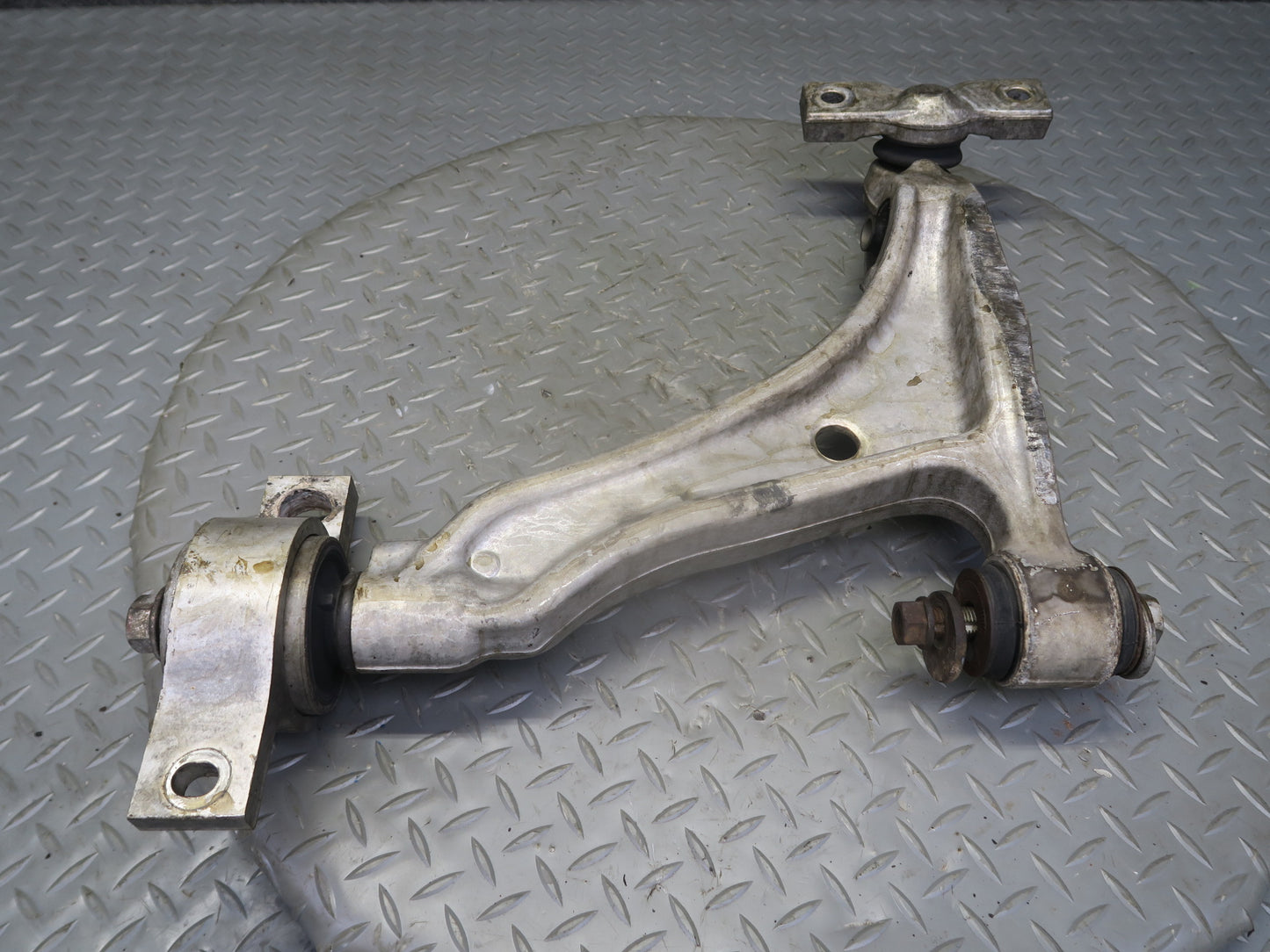 15-25 Lexus GSC16L RC350 RC300 AWD Front Right Lower Control Arm 76K Miles OEM