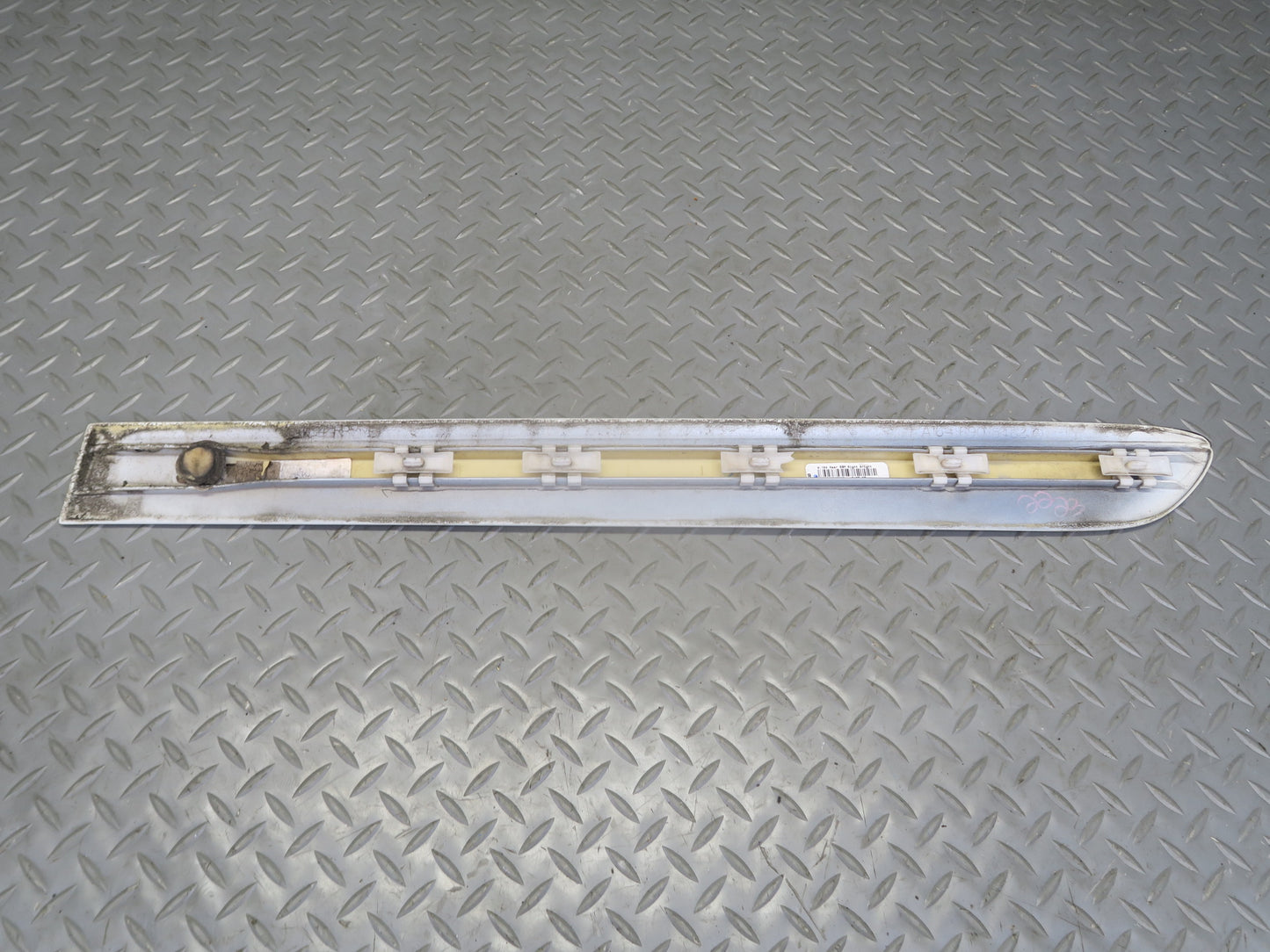 06-11 Mercedes W164 Ml-class Set of 2 Front Rear Right Door Exterior Molding OEM