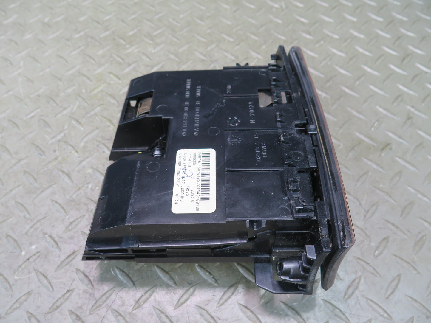 07-11 Mercedes X164 W164 ML Gl-class Front Center Console Ashtray 1648100130 OEM