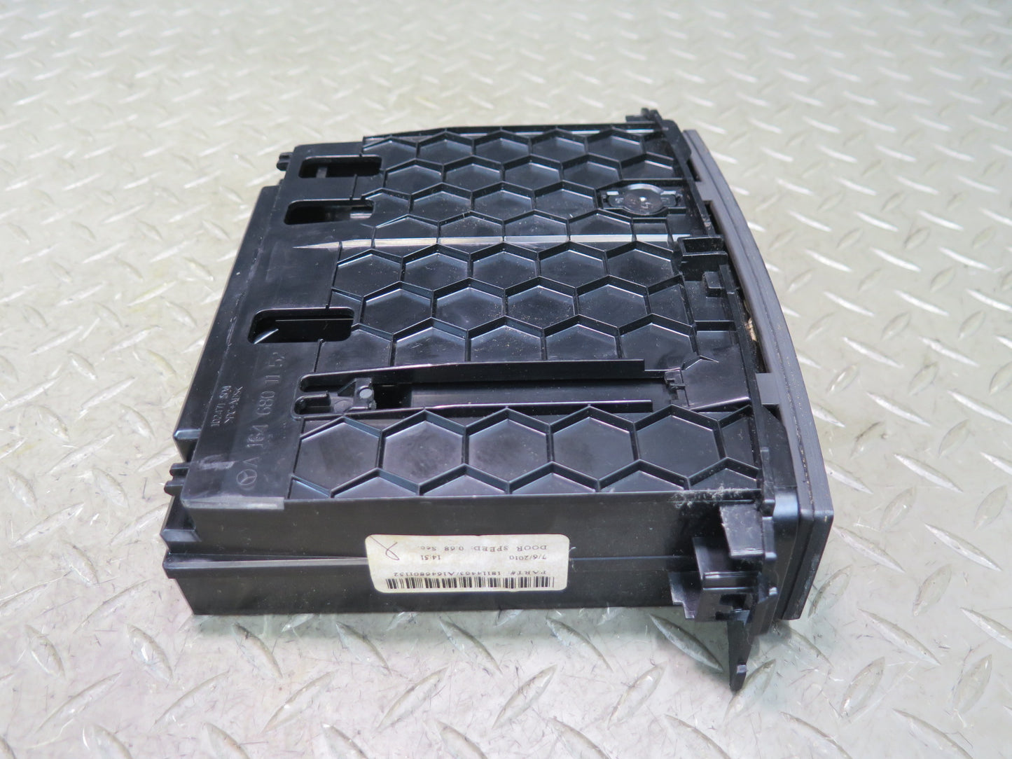 06-11 Mercedes W164 X164 ML GL Dash Front Compartment Storage 1646801152 OEM