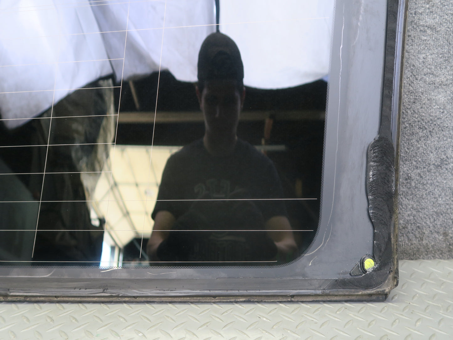2008-2011 Lexus URJ201L LX570 Rear Left Driver Side Quarter Glass Window