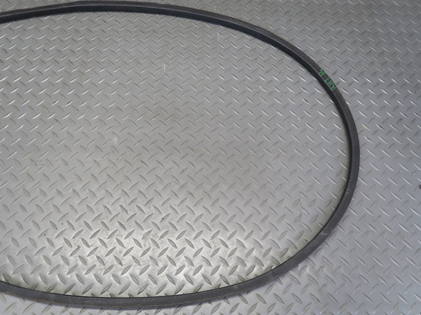 2003-2009 Hummer H2 Left & Right Roof Under Door Weatherstrip Rubber Seal Set