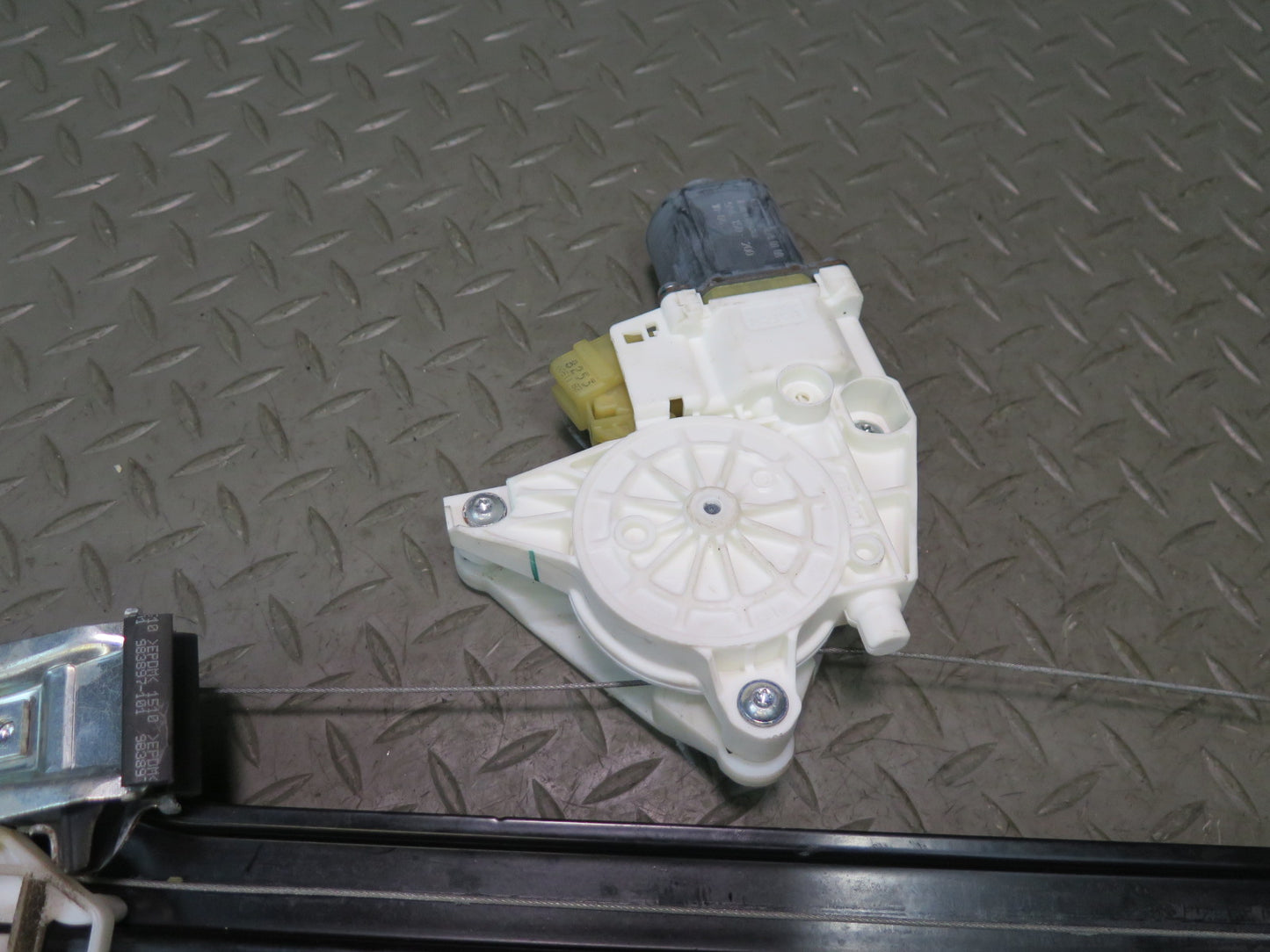 06-11 Mercedes W164 Ml-class Rear Left Door Window Regulator w Motor OEM