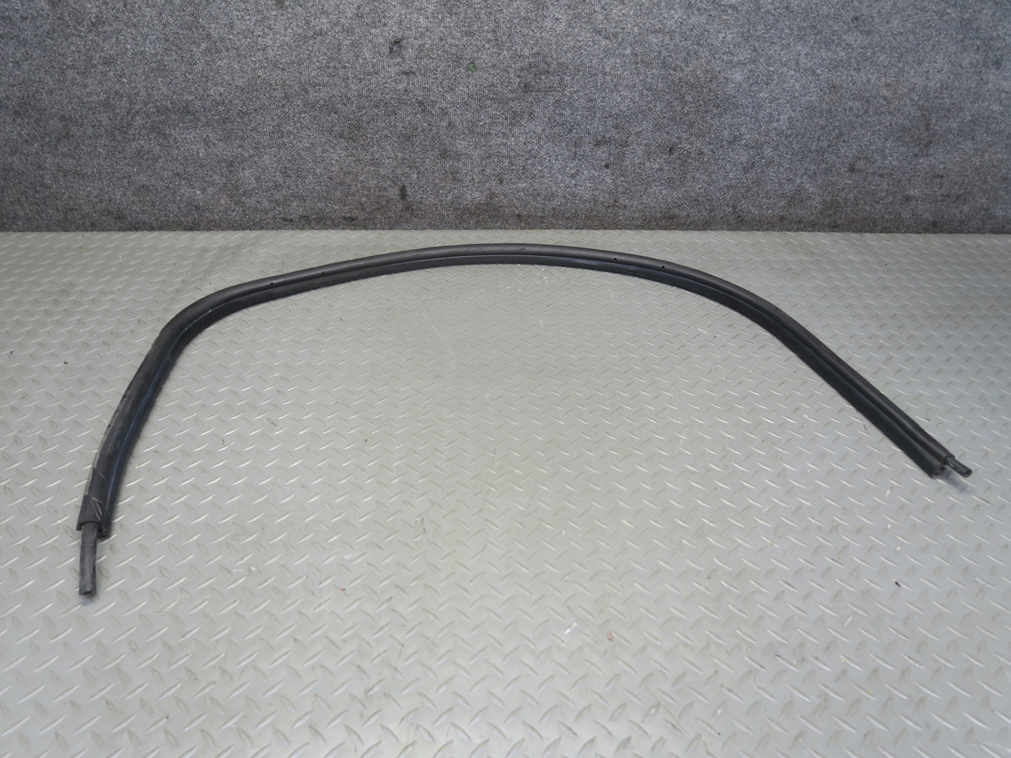 03-08 BMW Z4 E85 Roadster Windshield & Door Weatherstrip Seal w Bracket Set OEM