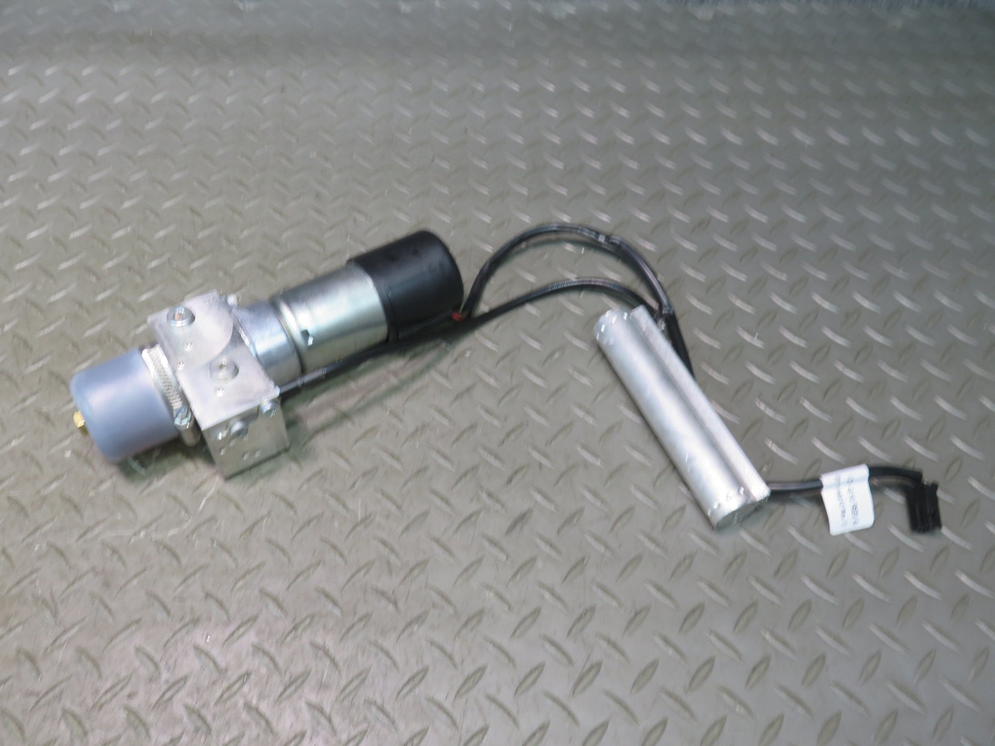09-11 Mercedes W164 ML350 Rear Trunk Hydraulic Pump Motor Cylinder Lift OEM