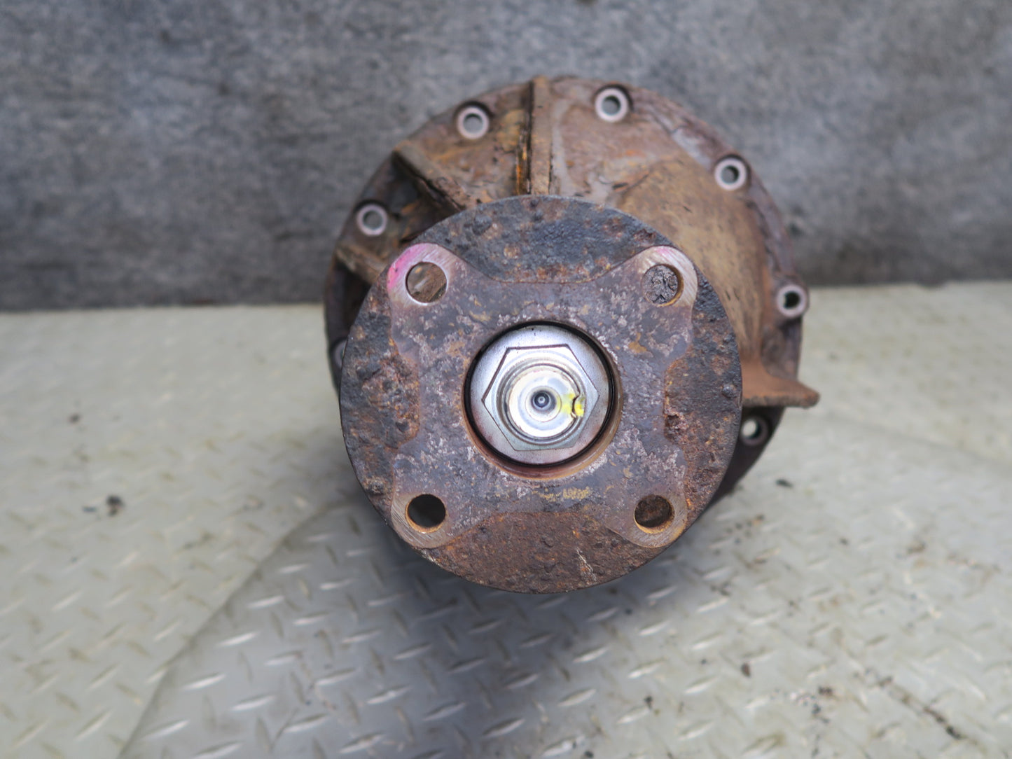 2008-2015 Lexus URJ201L LX570 AWD Rear Axle Differential Carrier 3.91 Ratio