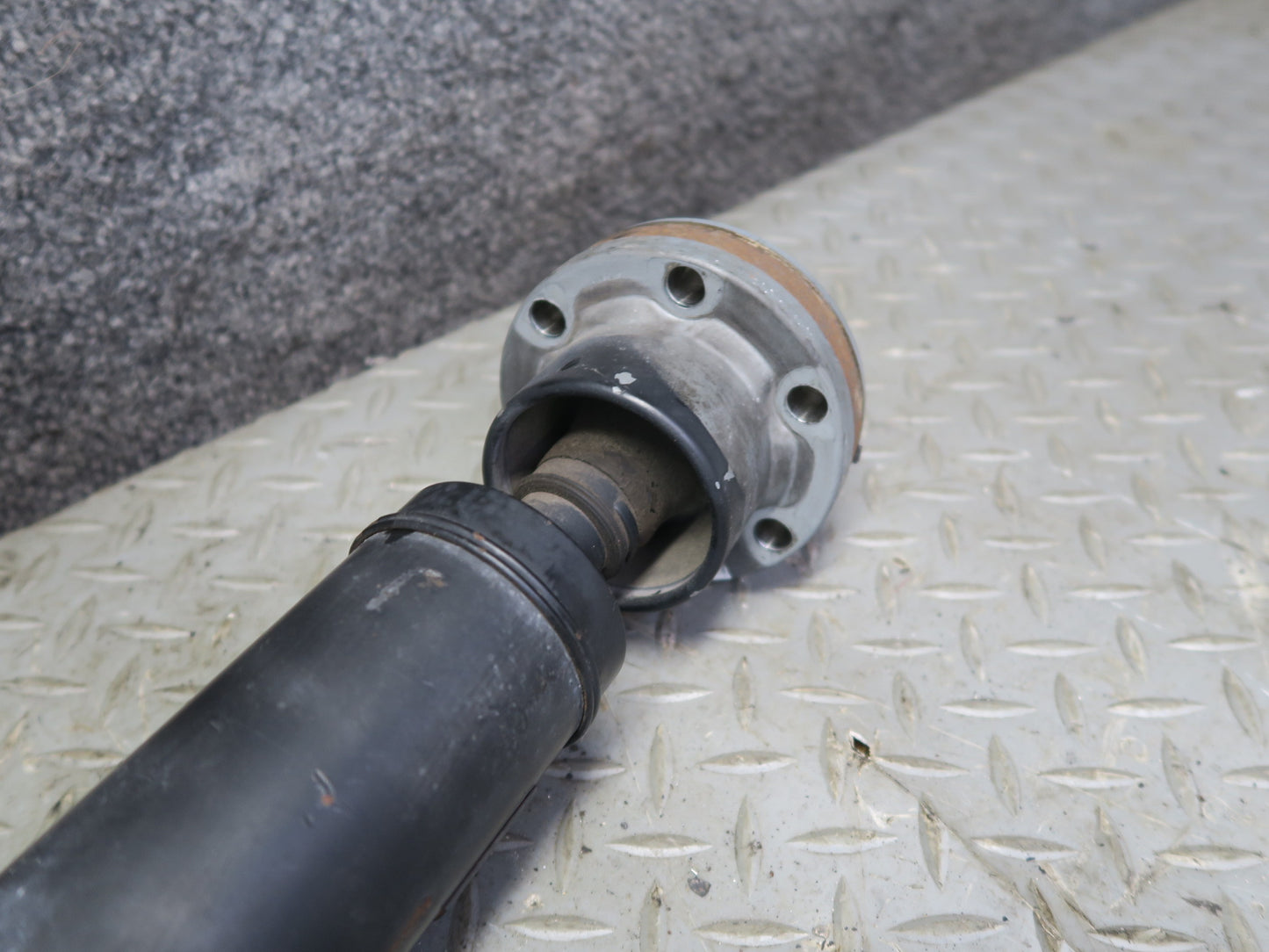 10-11 Mercedes W164 ML350 3.0L AWD Diesel Rear Drive Shaft Driveshaft OEM