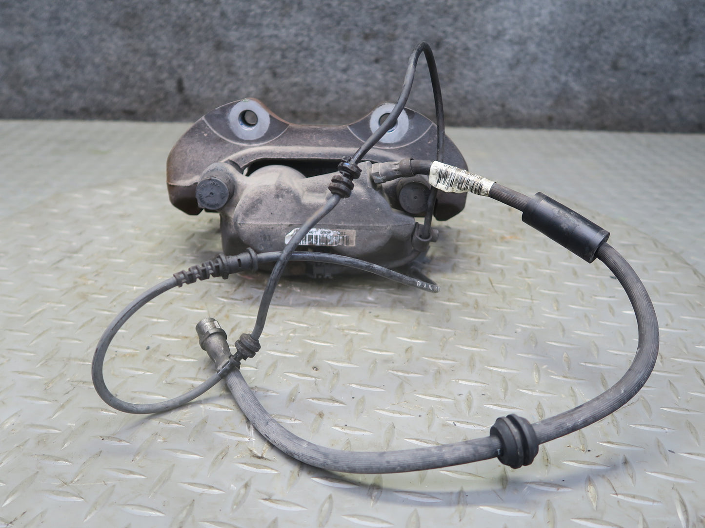 07-11 Mercedes W164 ML350 ML500 Set of 2 Front Left & Right Brake Caliper OEM