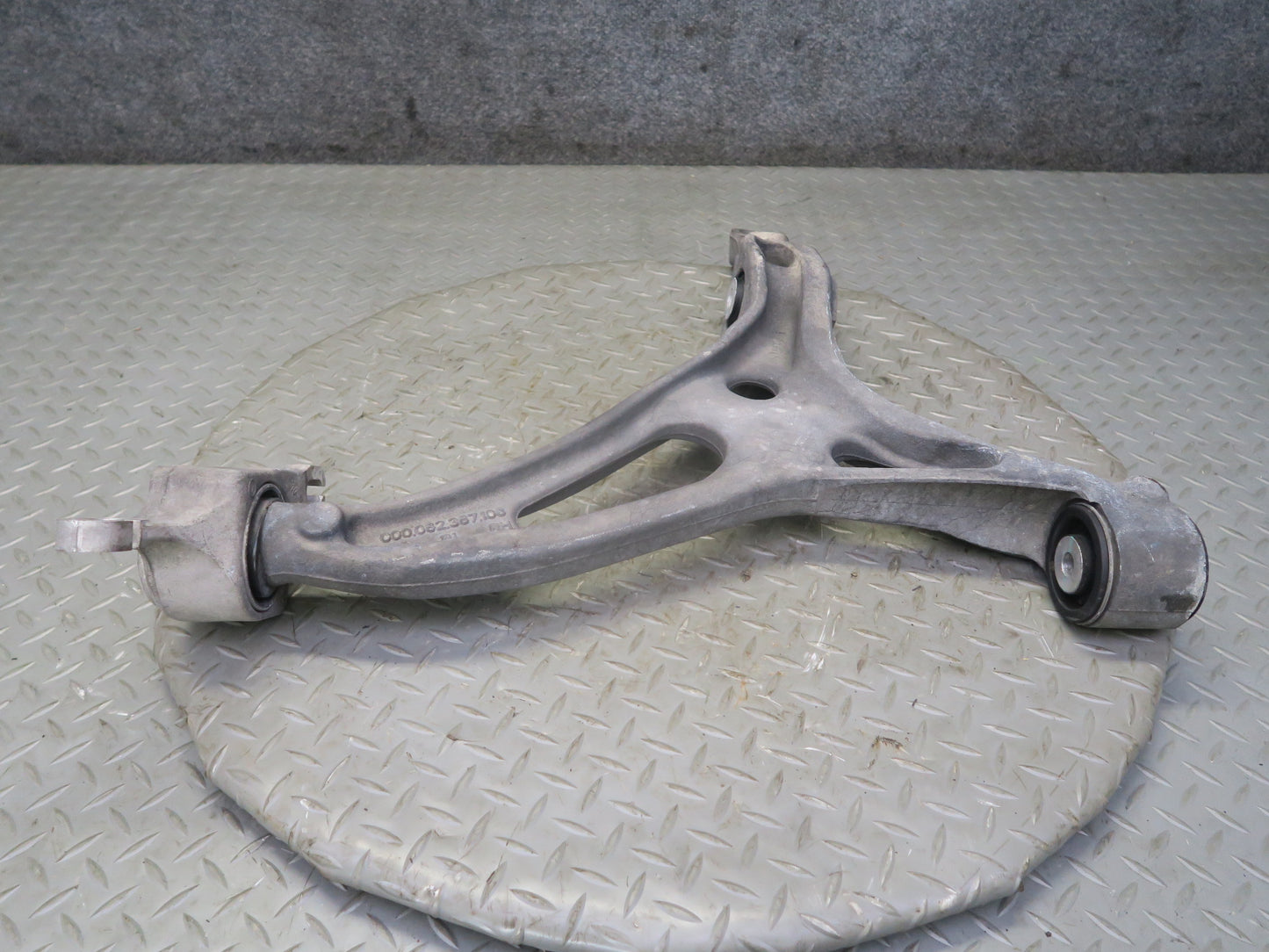 06-11 Mercedes W164 ML350 ML550 Front Right Lower Control Arm OEM