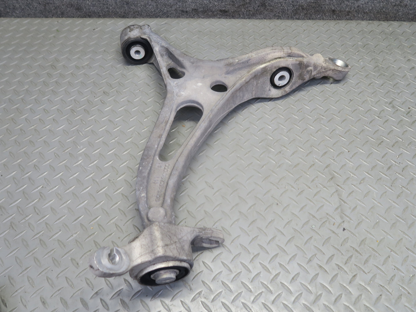 06-11 Mercedes W164 ML350 ML550 Front Left Lower Control Arm OEM
