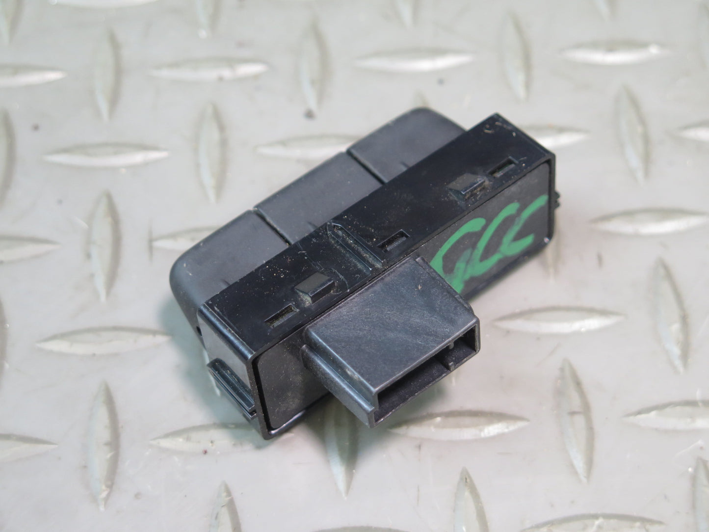 16-24 Chevrolet Camaro Heads UP Display HUD Control Switch 23193704 OEM