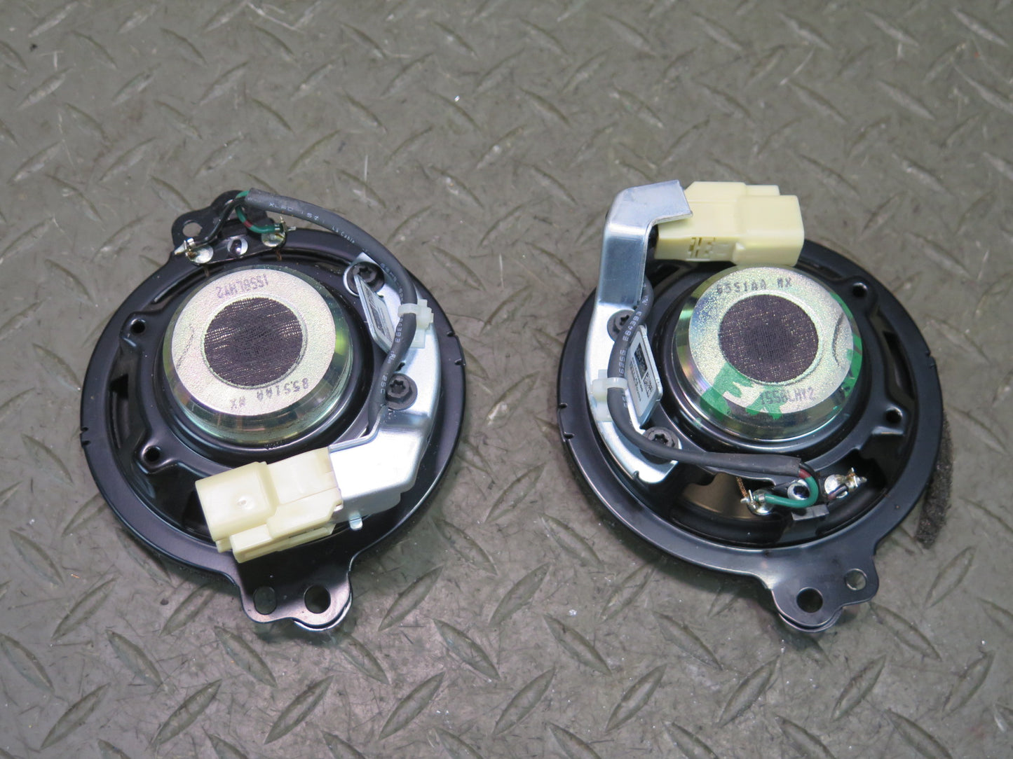 2008-2015 Lexus URJ201L LX570 13pcs Front Rear Audio Speaker Mark Levinson Set