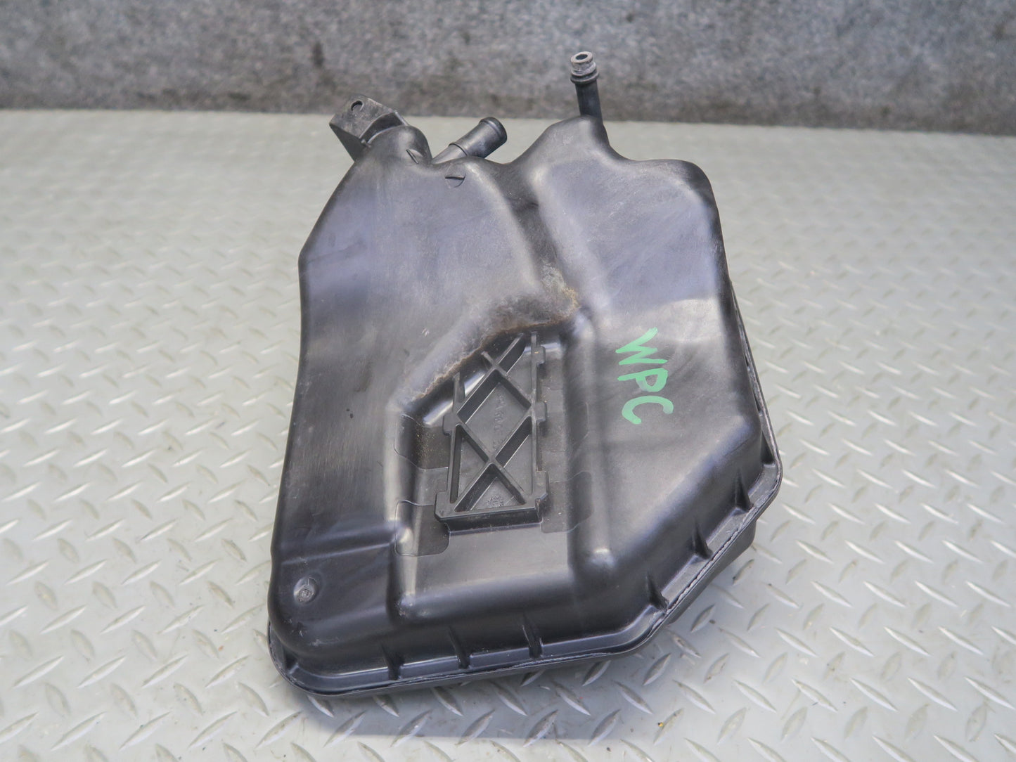 2003-2006 Porsche Cayenne 955 Engine Coolant Expansion Overflow Reservoir Tank