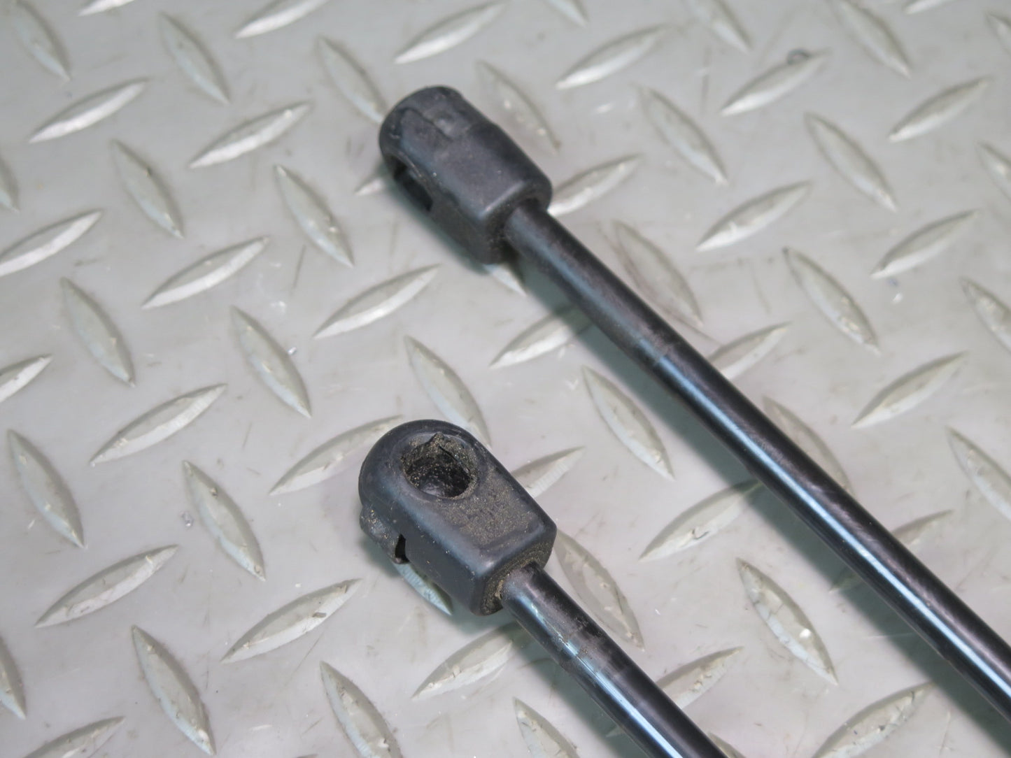 2017-2019 Mercedes X166 GLS450 Front Left & Right Hood Shock Support Set of 2