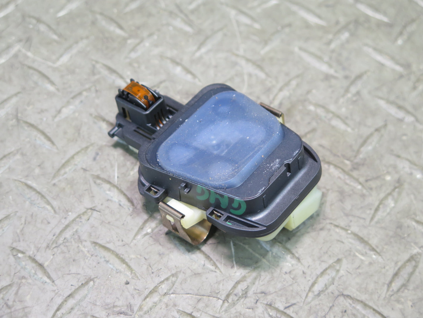 2017-2019 Mercedes X166 GLS450 Front Rain & Light Sensor Module Unit