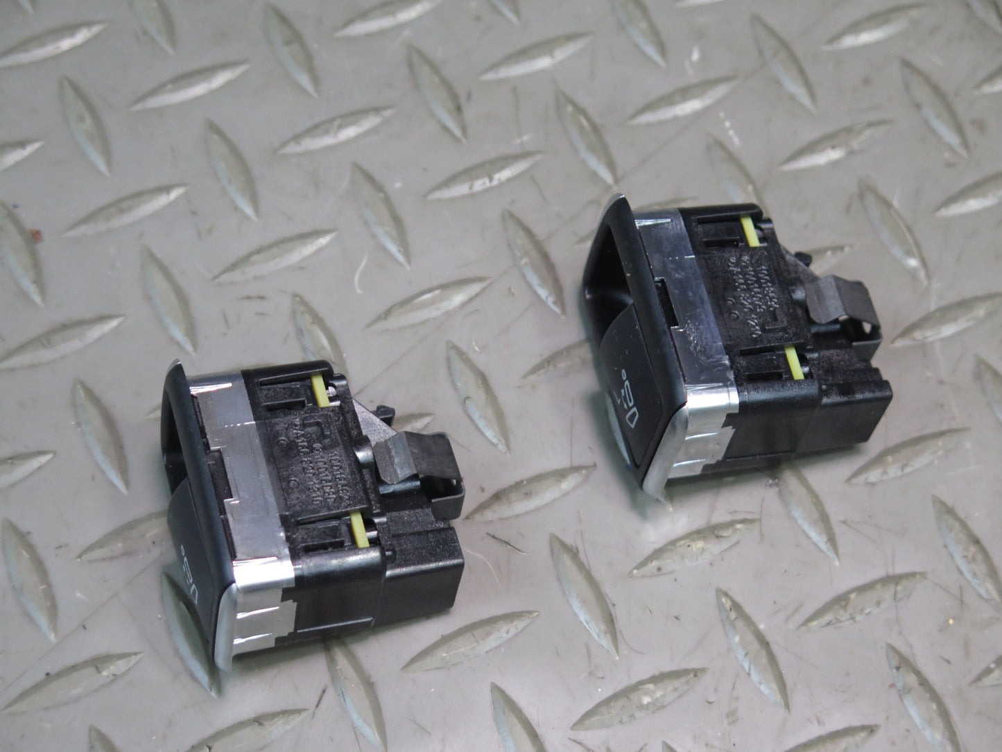 2017-2019 Mercedes X166 GLS450 Rear Right & Left Seat Auto Fold Switch Set of 6