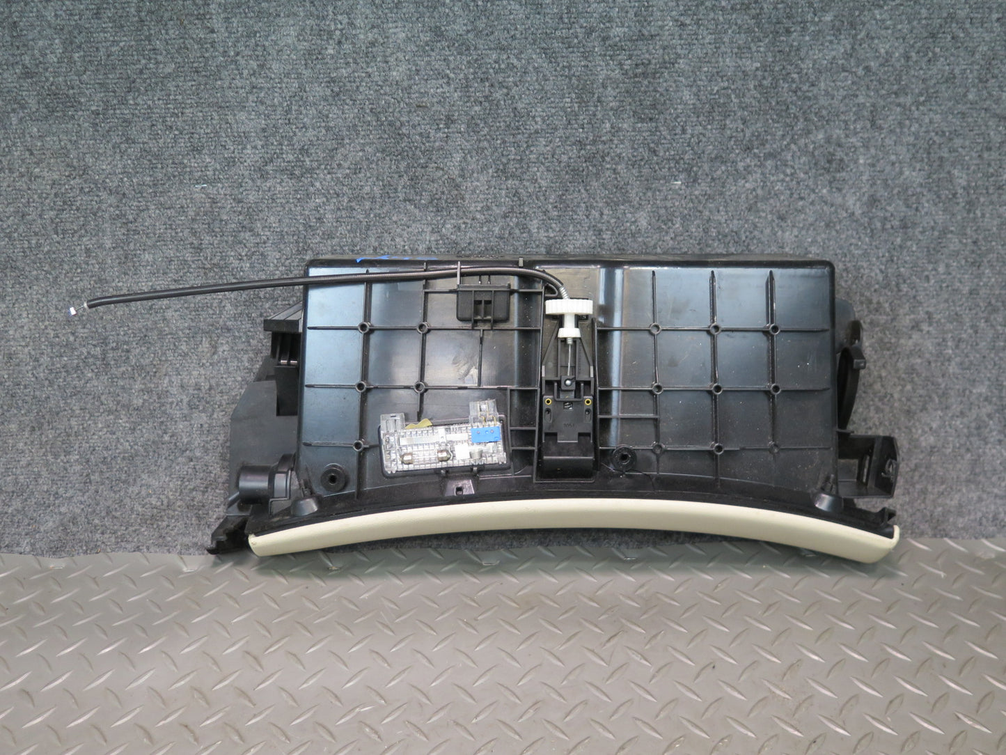 07-12 Mercedes R230 Sl-class Right Side Dash Glove Box Compartment Storage OEM