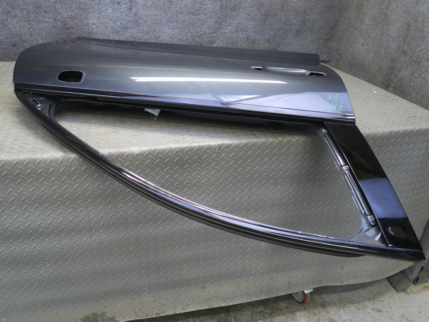 2015-2018 Porsche Macan Front Right Door Shell Panel Volcano Gray Metallic