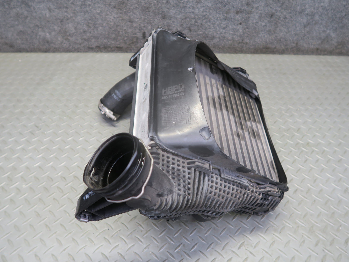 2015-2018 Porsche Macan 3.0L 3.6L Right Intercooler w Shroud