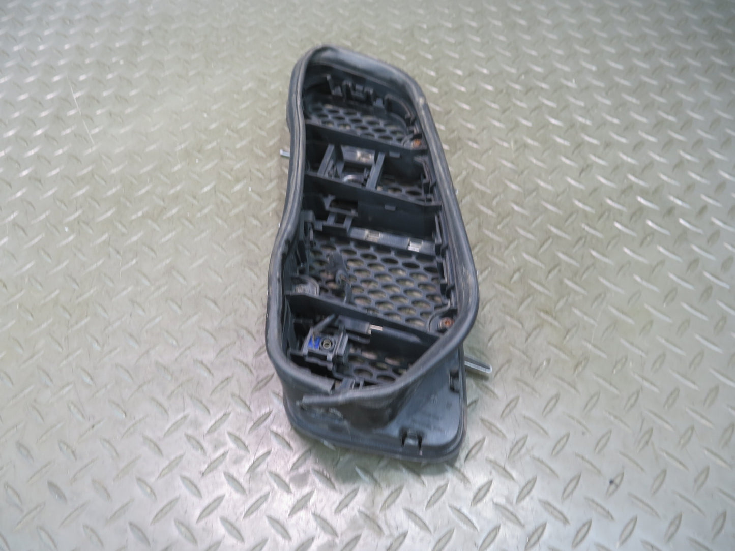 03-12 Mercedes R230 Sl-class Set of 2 Front Hood Vent Grille w Spray Jets OEM