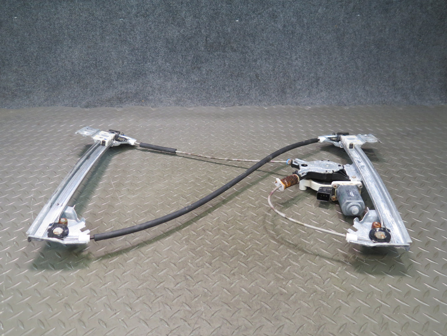 03-06 Chevrolet SSR Front Right Passenger Door Window Regulator w Motor OEM