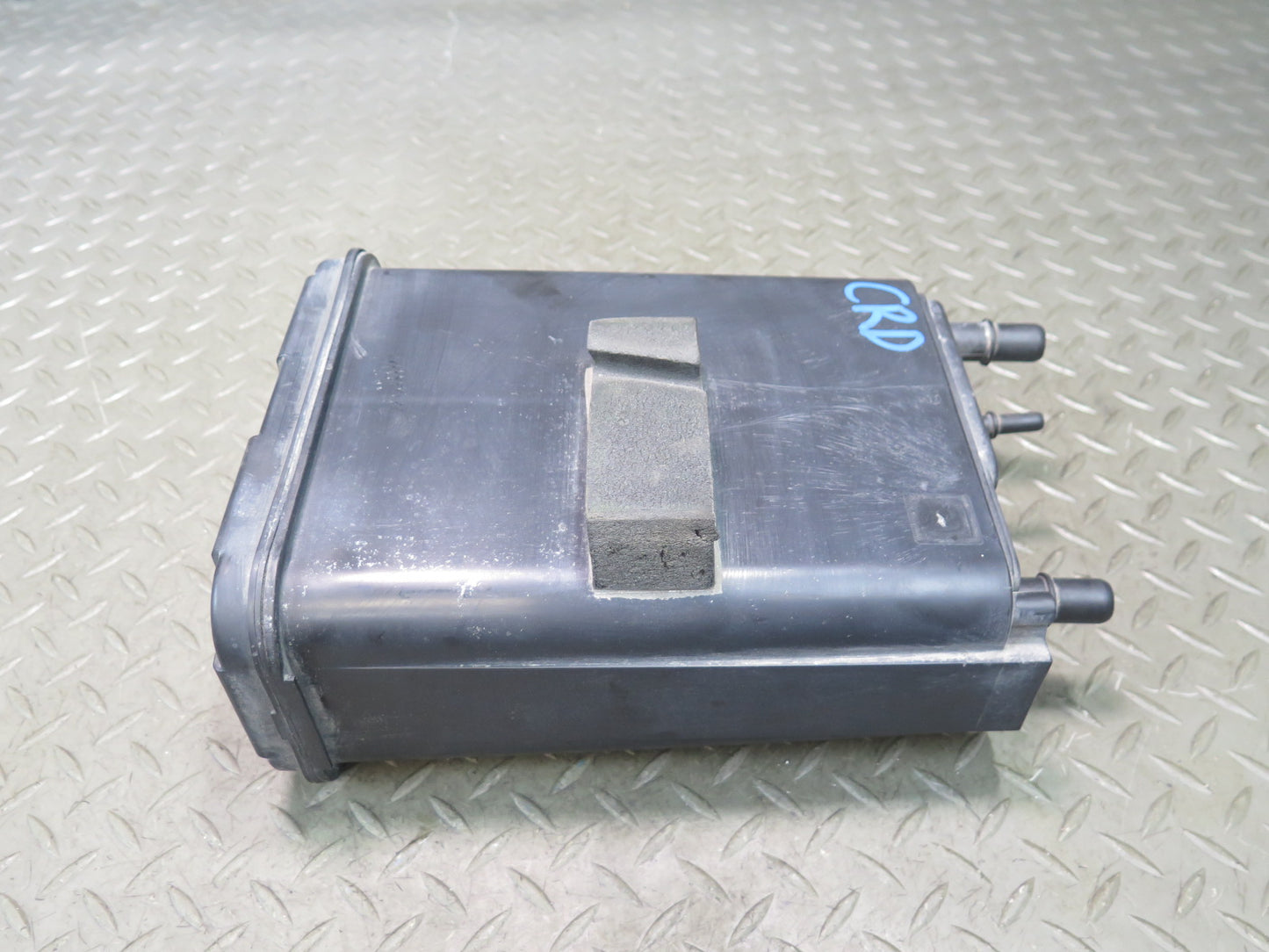 03-04 Chevrolet SSR Fuel Vapor Charcoal Canister 17201175 OEM