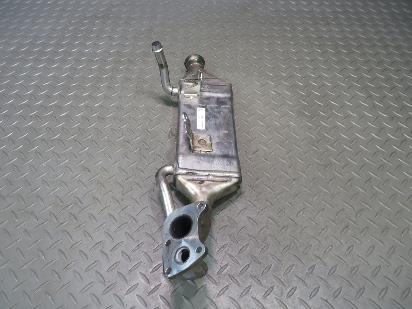 10-11 Mercedes W164 ML350 Diesel EGR Exhaust Gas Cooler 6421400275 OEM