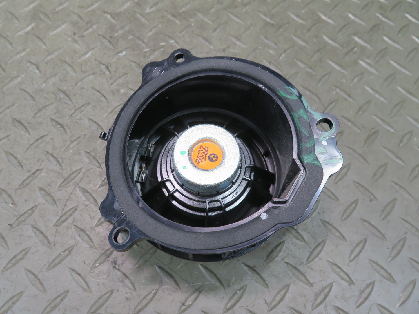 16-24 Mini F54 F55 F56 F57 Set of 2 Harman Kardon MID Range Audio Speaker OEM