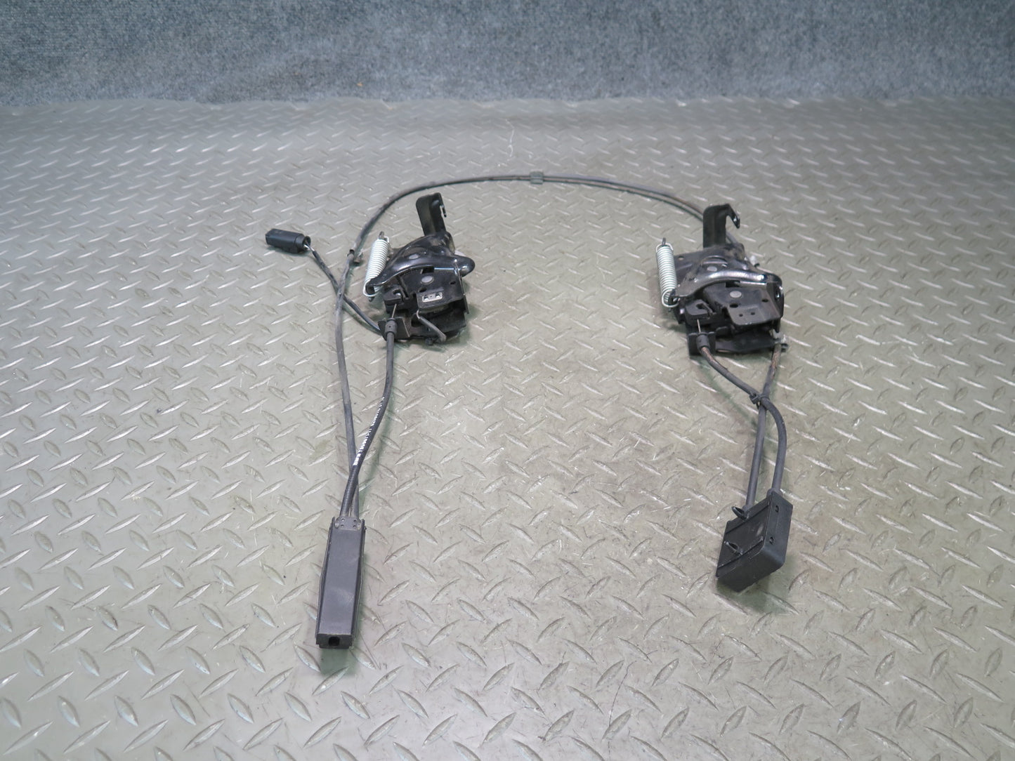14-24 Mini Cooper F55 F56 F57 Front Left & Right Hood Lock Latch Cable Set OEM